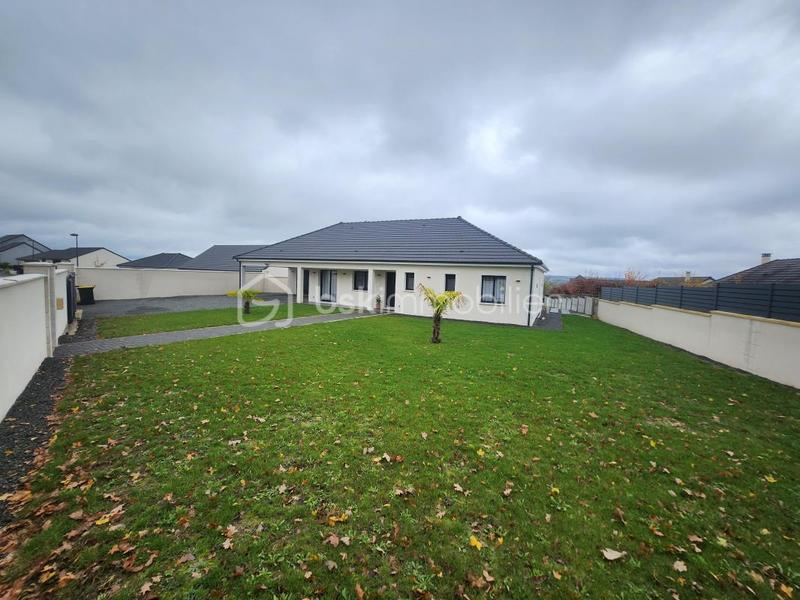 Pavillon - 130 m² - 5 pièces