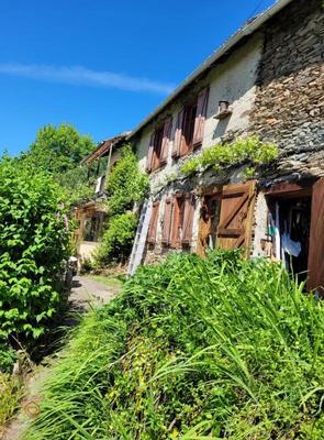 Maison - 96 m² - 6 pièces