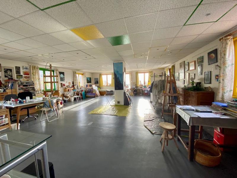 Maison - 410 m² - 7 pièces