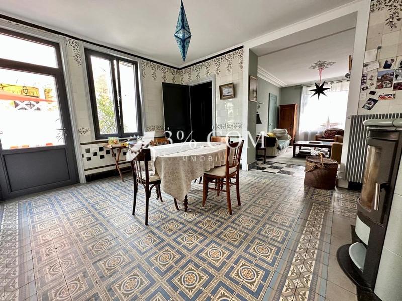 Maison - 168 m² - 6 pièces