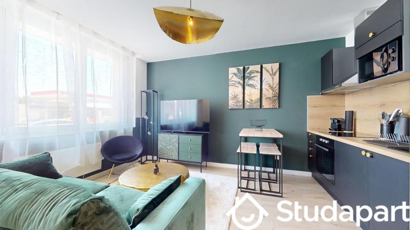 Chambre - 13 m² - 1 pièce