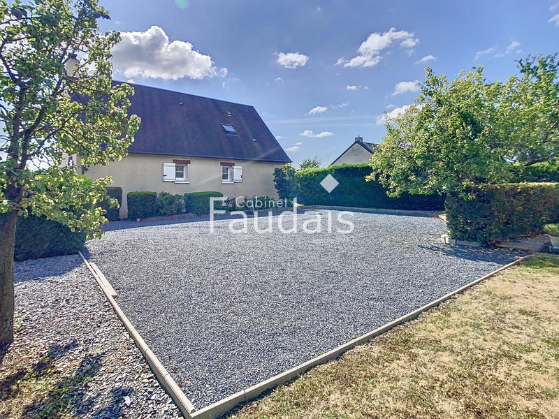 Maison - 137 m² - 6 pièces