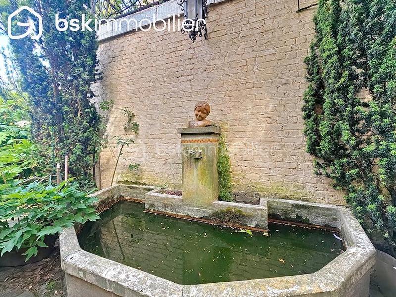 Maison de maîtres - 305 m² - 10 pièces