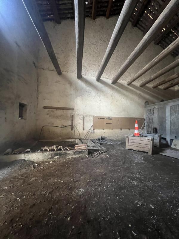 Maison - 200 m² - 1 pièce