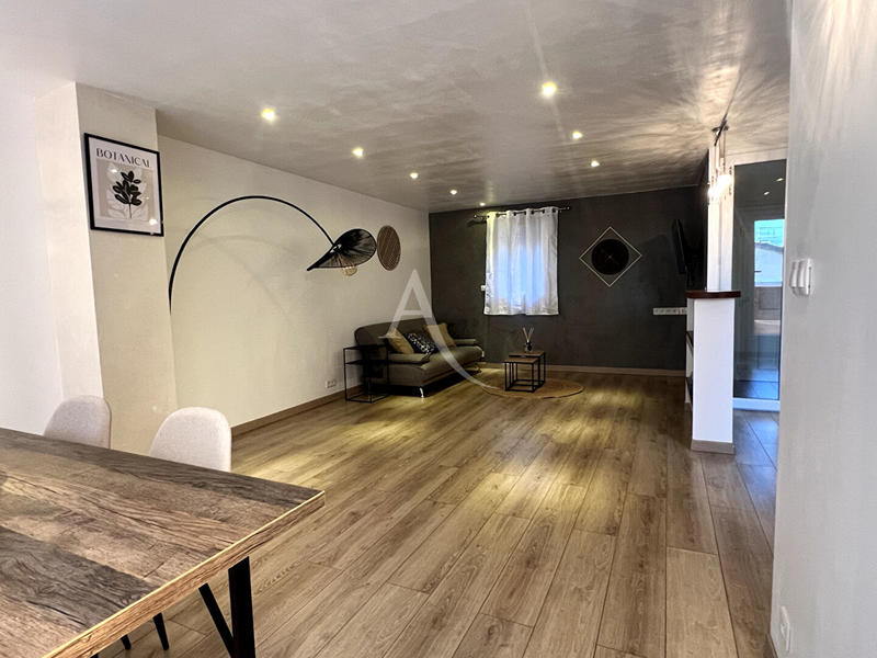 Appartement - 77 m² - 4 pièces