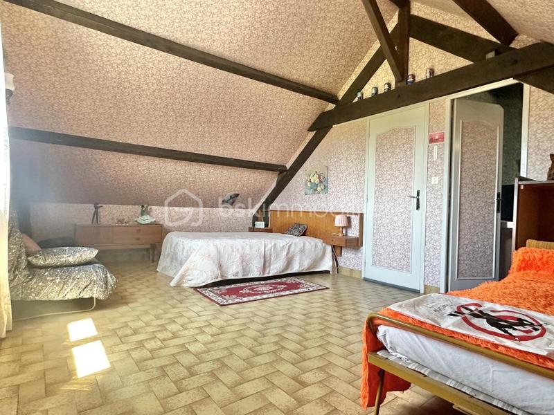 Pavillon - 140 m² - 7 pièces