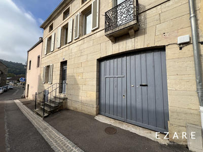 Maison - 315 m² - 12 pièces