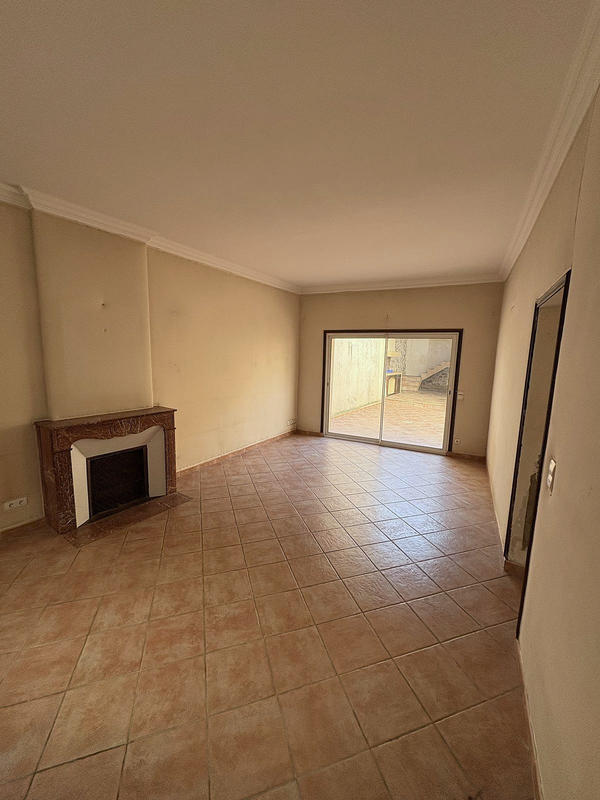 Maison - 228 m² - 6 pièces