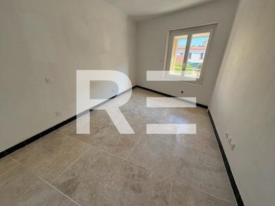 Maison de village - 80 m² - 4 pièces