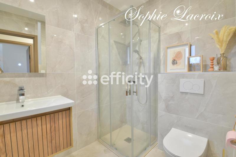 Villa - 147 m² - 6 pièces