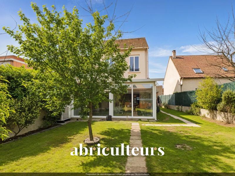 Maison - 100 m² - 6 pièces