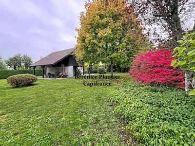 Maison - 246 m² - 7 pièces