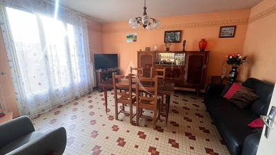 Maison - 77 m² - 5 pièces