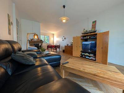 Maison - 144 m² - 7 pièces