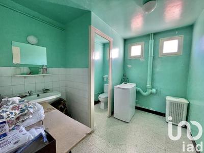 Maison - 99 m² - 5 pièces