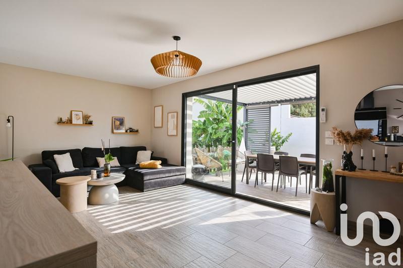 Maison - 86 m² - 4 pièces