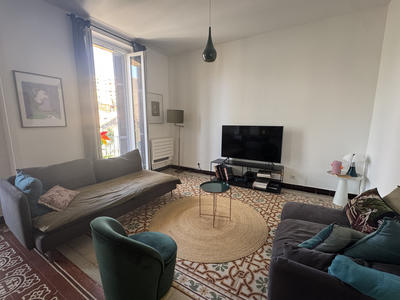 Appartement - 81 m² - 3 pièces