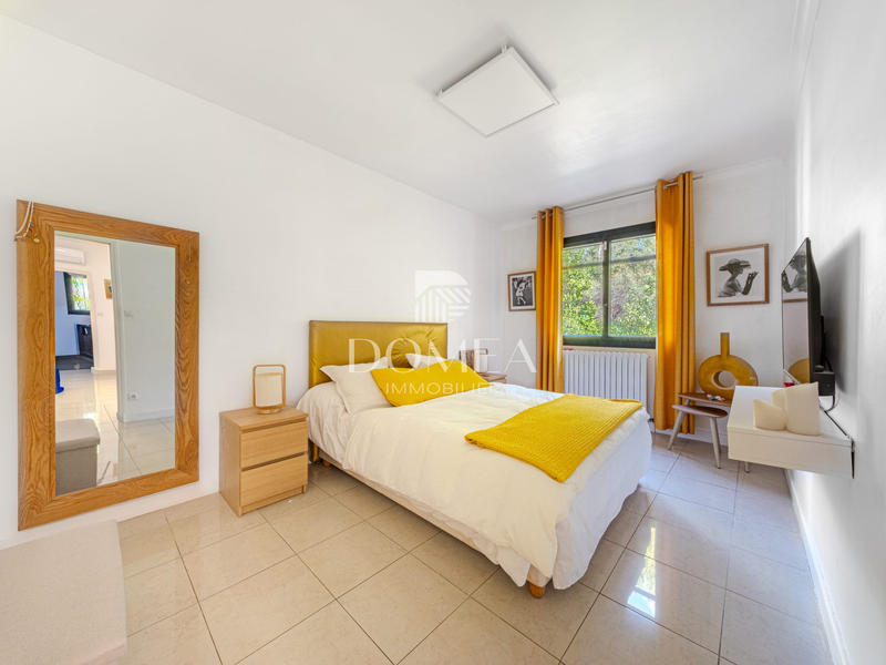 Villa - 170 m² - 7 pièces