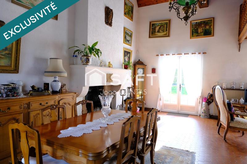 Maison - 137 m² - 7 pièces