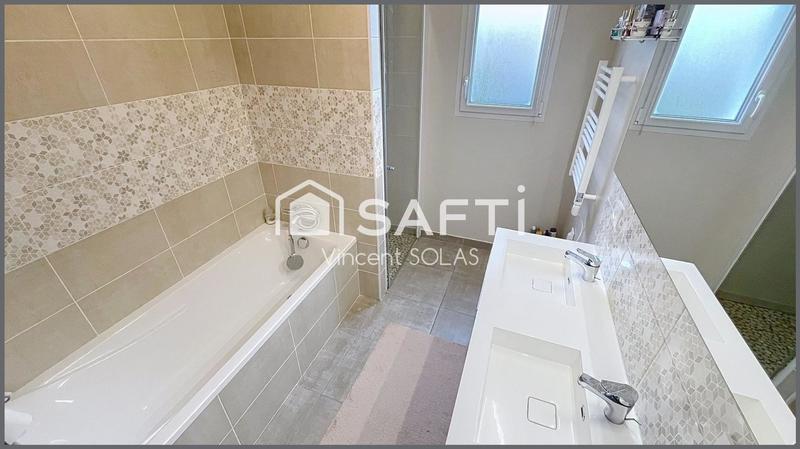 Maison - 92 m² - 5 pièces