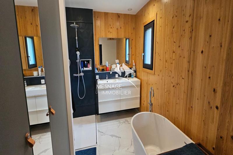 Maison - 162 m² - 6 pièces