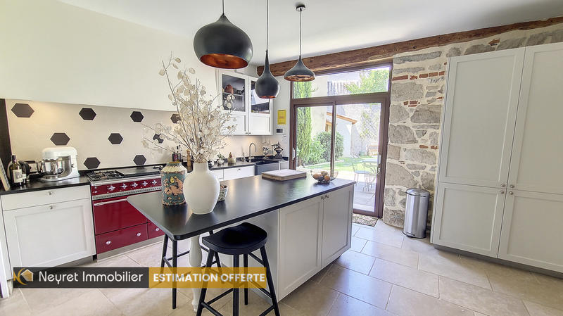Maison de village - 157 m² - 6 pièces
