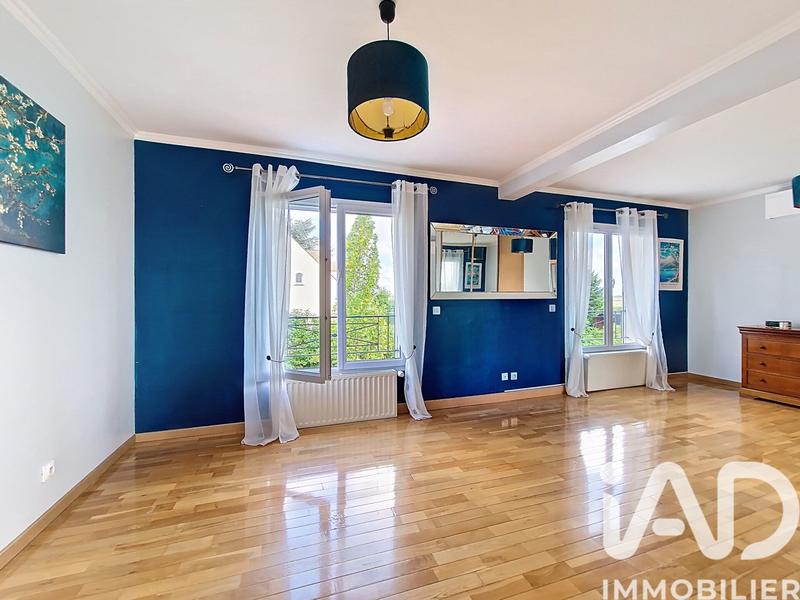Maison - 177 m² - 7 pièces