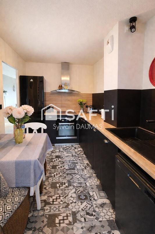 Appartement - 64 m² - 3 pièces