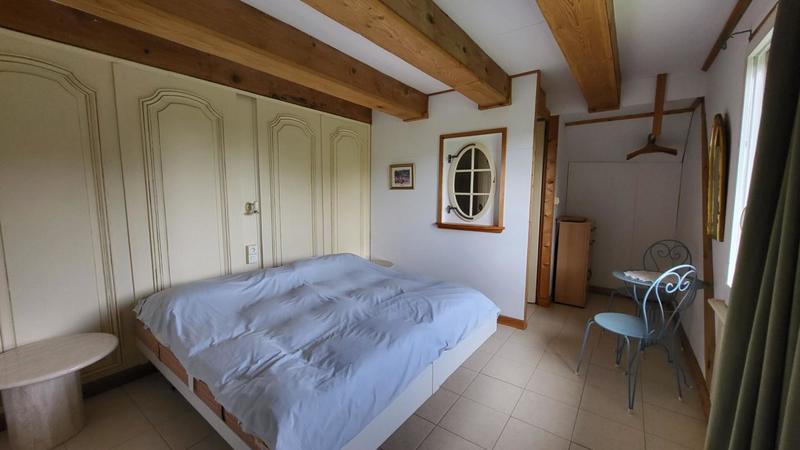 Maison - 348 m² - 8 pièces