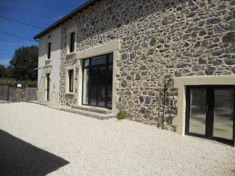 Maison de village - 219 m² - 9 pièces