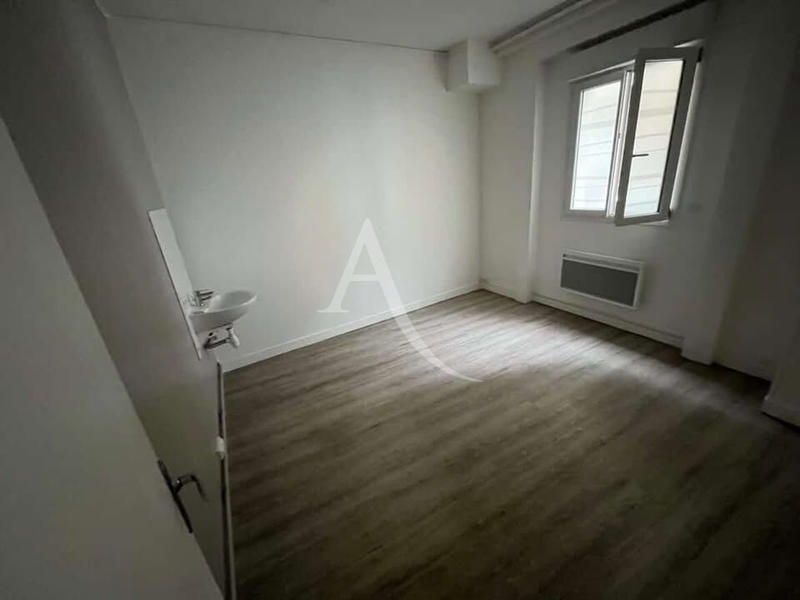 Local commercial - 50 m² - 2 pièces