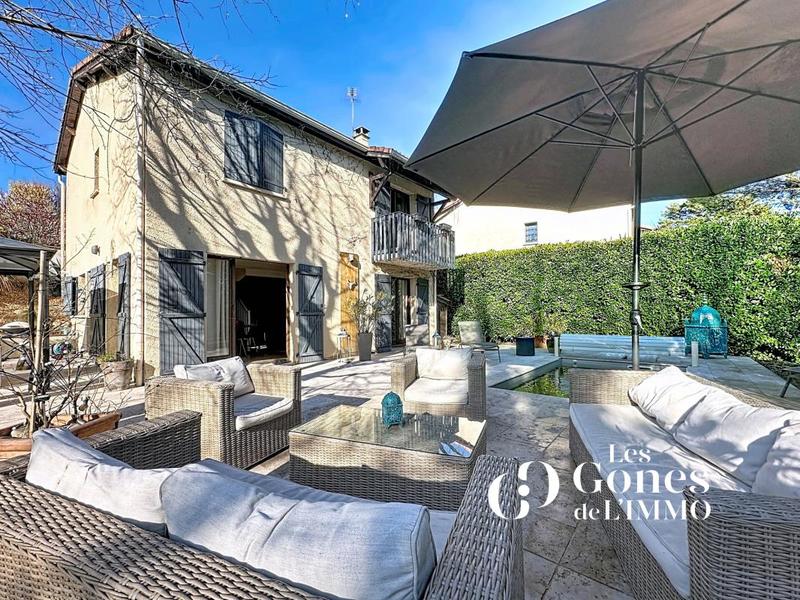 Maison - 122 m² - 5 pièces