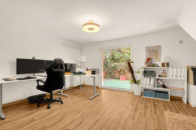 Maison - 235 m² - 8 pièces