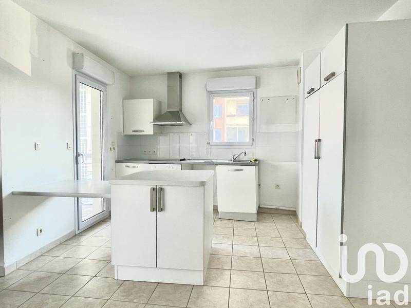 Appartement - 64 m² - 3 pièces