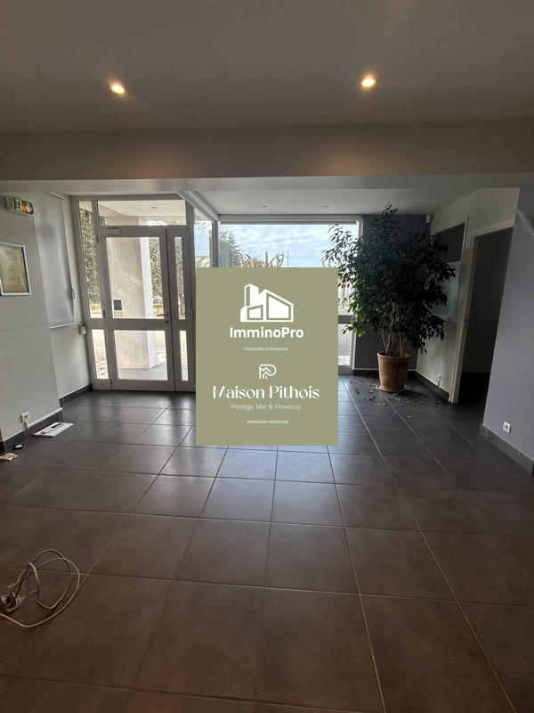 Local d'activités - 570 m²