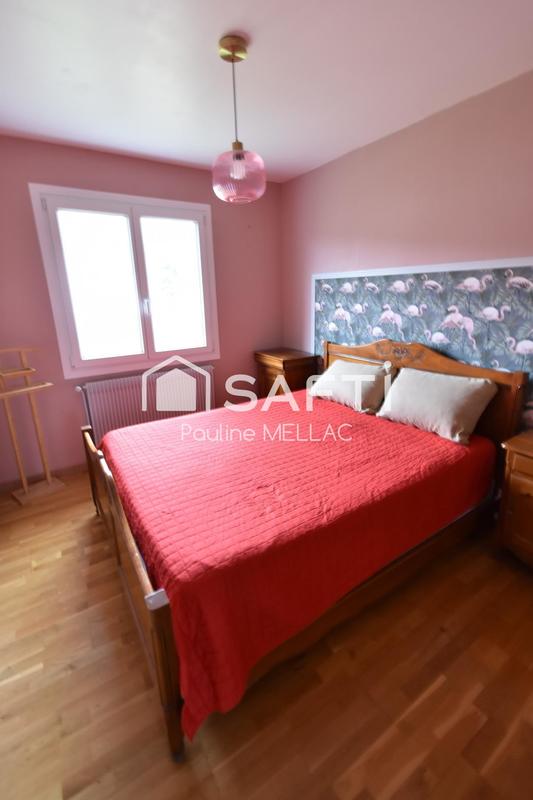 Maison - 102 m² - 9 pièces