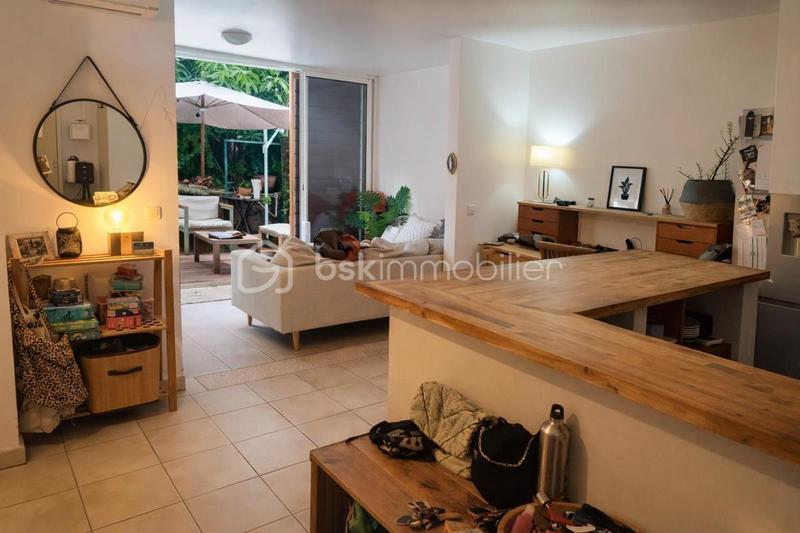 Appartement - 49 m² - 2 pièces