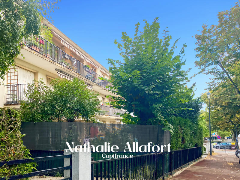 Appartement - 82 m² - 3 pièces