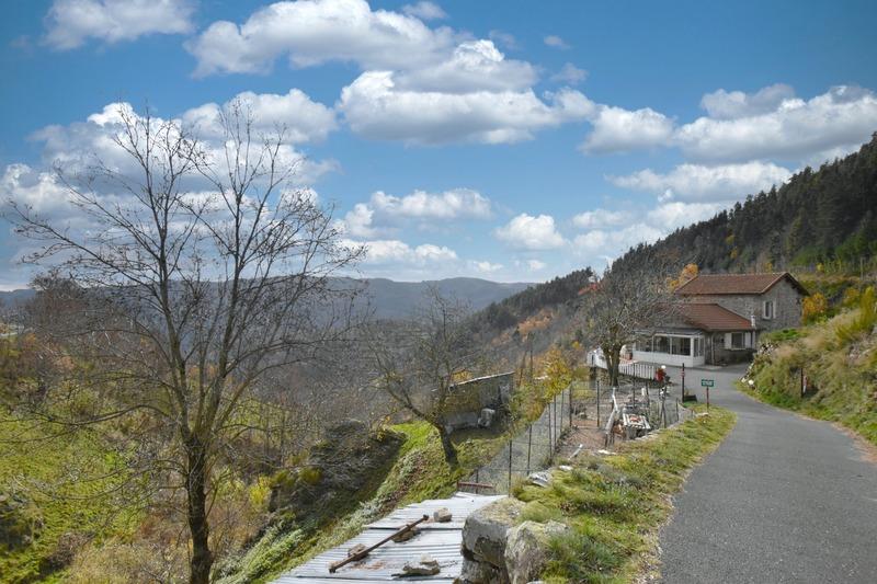 Maison en pierre - 86 m² - 5 pièces