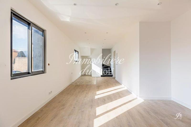 Appartement - 57 m² - 3 pièces