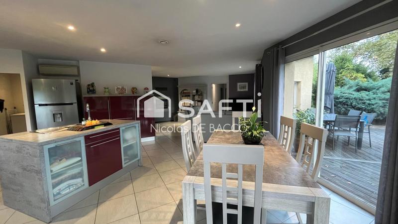 Villa - 160 m² - 5 pièces