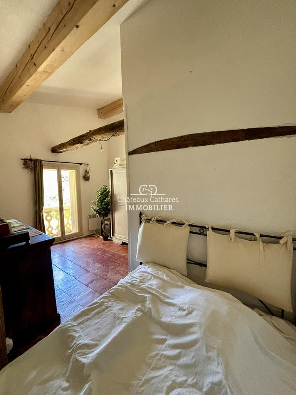 Maison - 239 m² - 11 pièces