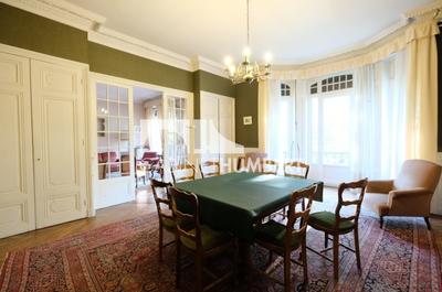 Appartement - 231 m² - 7 pièces