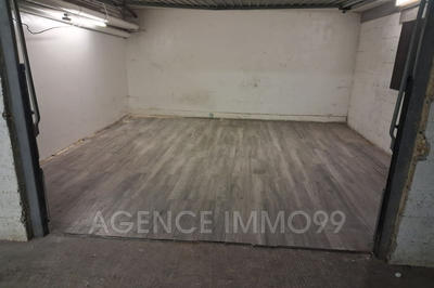 Parking / Garage - 22 m²