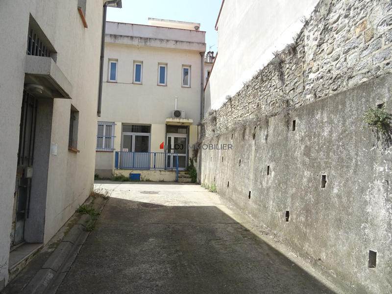 Local commercial - 200 m²