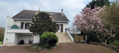 Appartement - 238 m² - 10 pièces