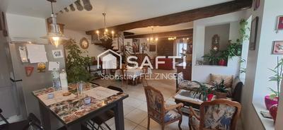 Maison - 230 m² - 7 pièces