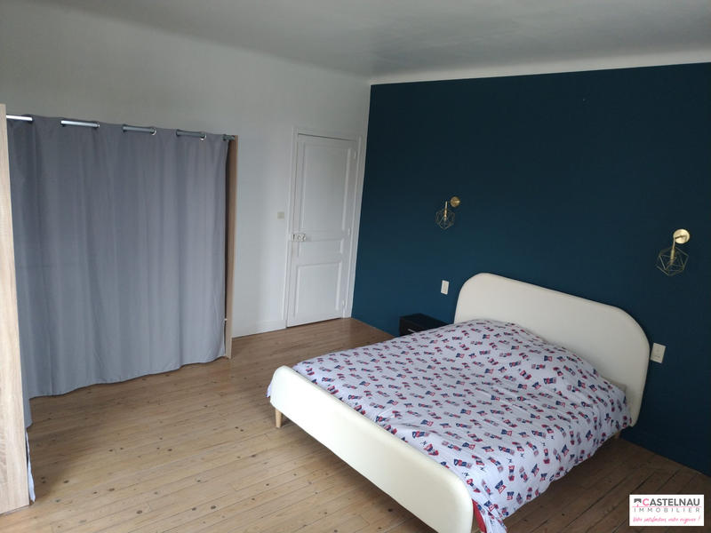 Maison traditionnelle - 182 m² - 6 pièces