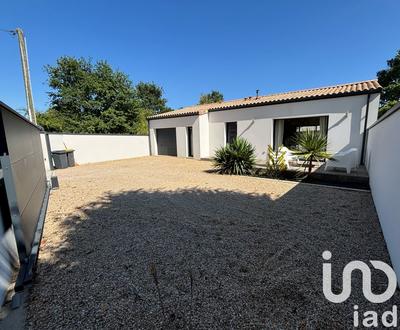 Maison - 96 m² - 4 pièces