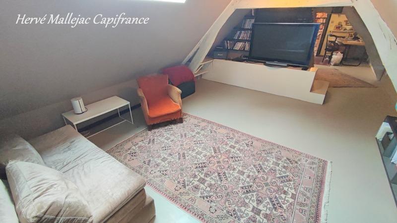 Maison - 212 m² - 10 pièces